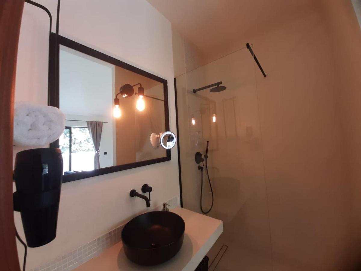 Hotel Chateau Georgette Pombas ภายนอก รูปภาพ